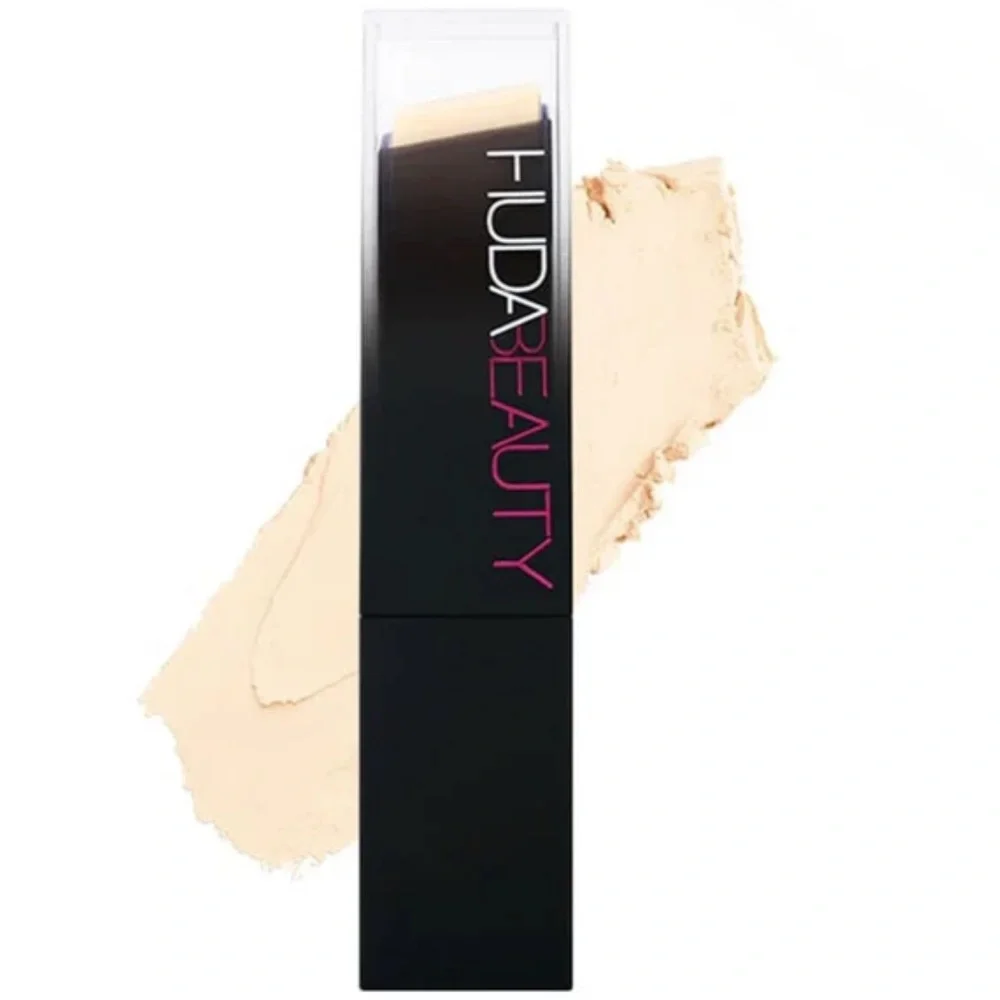⚡️💕Huda Beauty Vanilla Faux Filter Foundation Stick